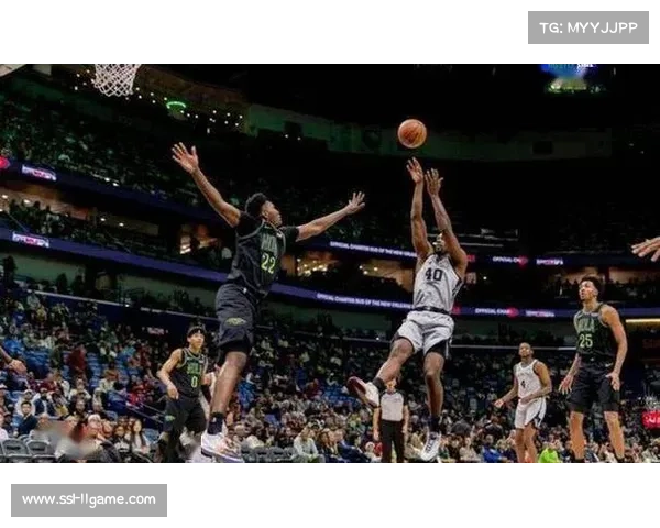 鹈鹕七连败持续垫底，奎因三双难阻球队防守崩盘