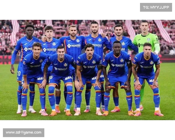 赛后述评：年轻化的阿贾克斯虽败犹荣，客场惜败曼城展现巨大潜力